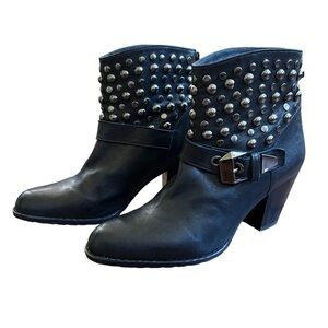 Stuart Weitzman Ankle Boots 8.5 Black Leather Studded Rocker Moto Grunge 3” Heel